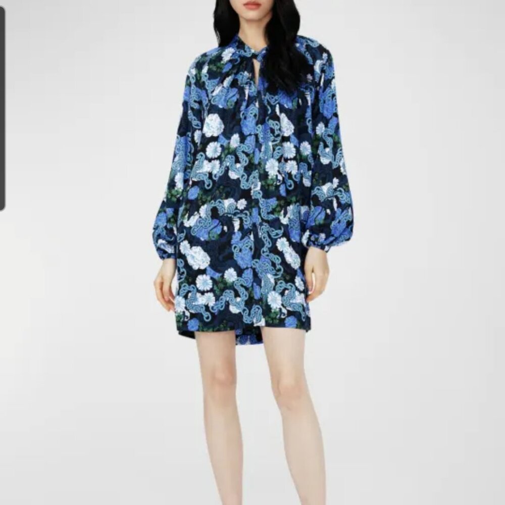 NWT Diane Von Furstenberg Silka Dress SZ Large Dragon Dance Blue Floral Satin